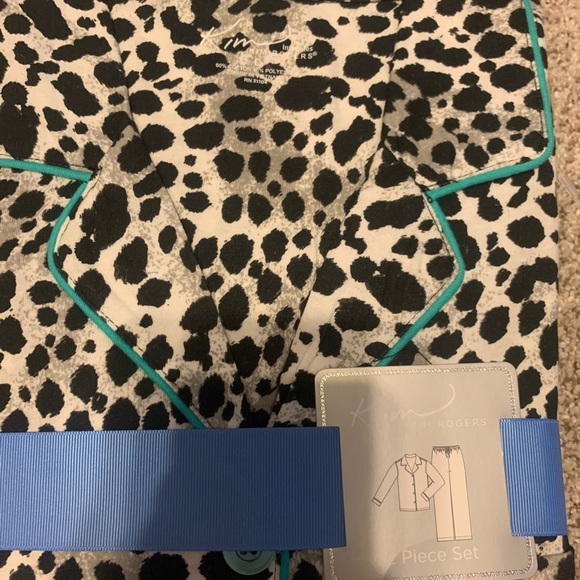 PJ Set - Picture 3 of 4